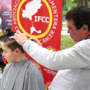 La iniciativa ‘Peluqueros solidarios’ vuelve este domingo 19 de enero para celebrar su octava edición a beneficio de IFCC