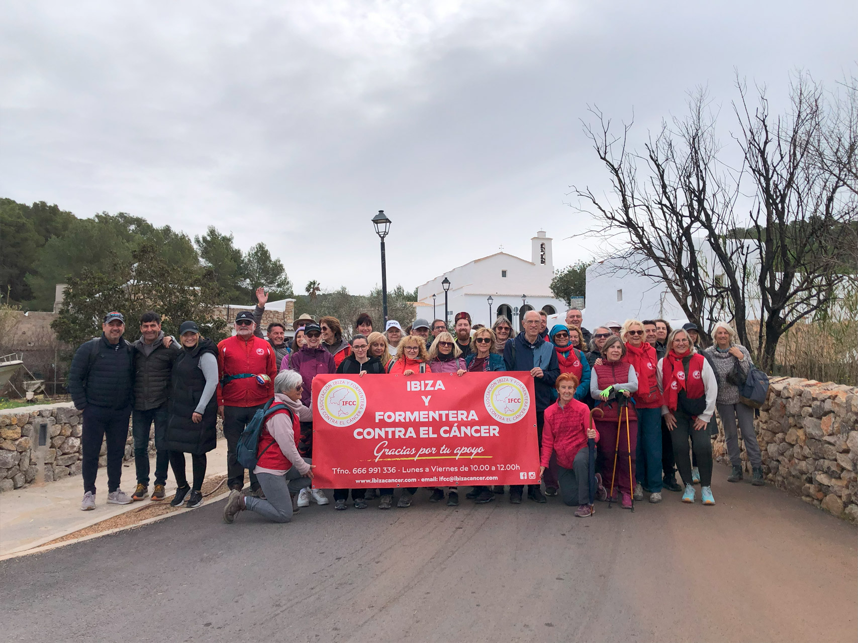 Caminata solidaria por el valle de Es Broll de Buscastell